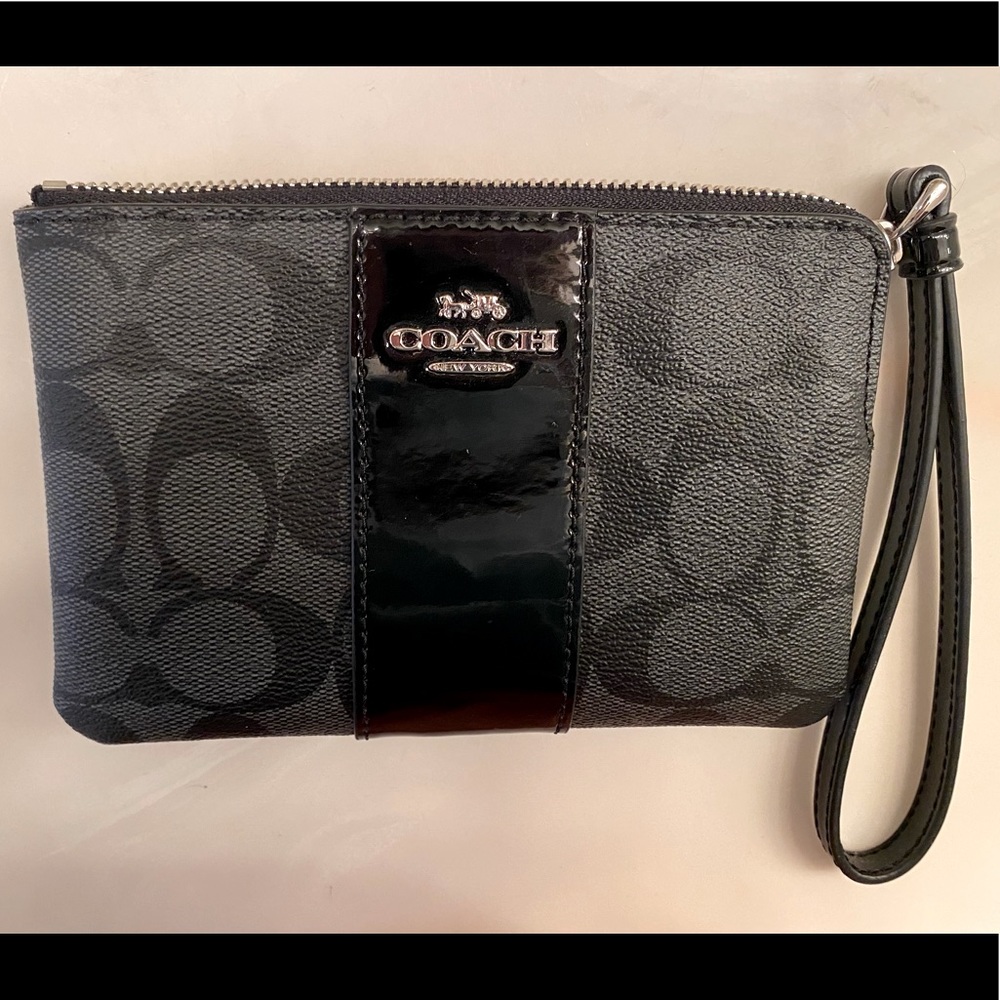 Vintage COACH Wristlet Wallet